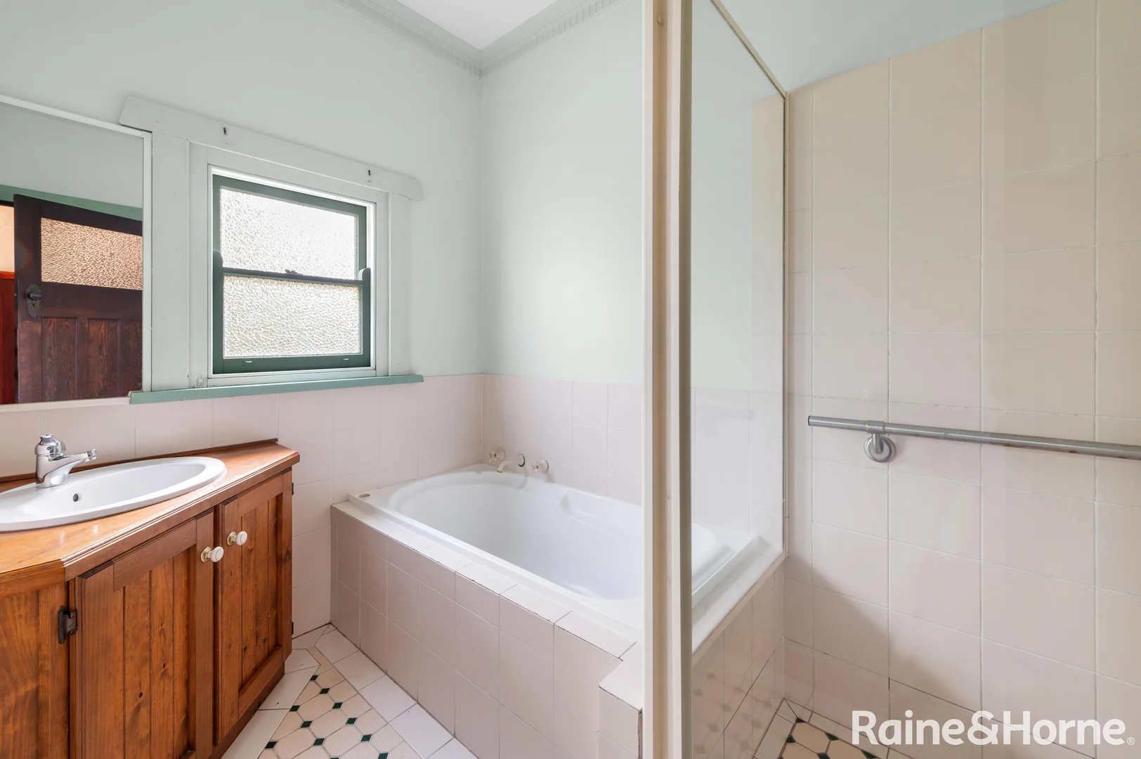 Additional image 6 of 16 Cambewarra Road, Bomaderry NSW 2541