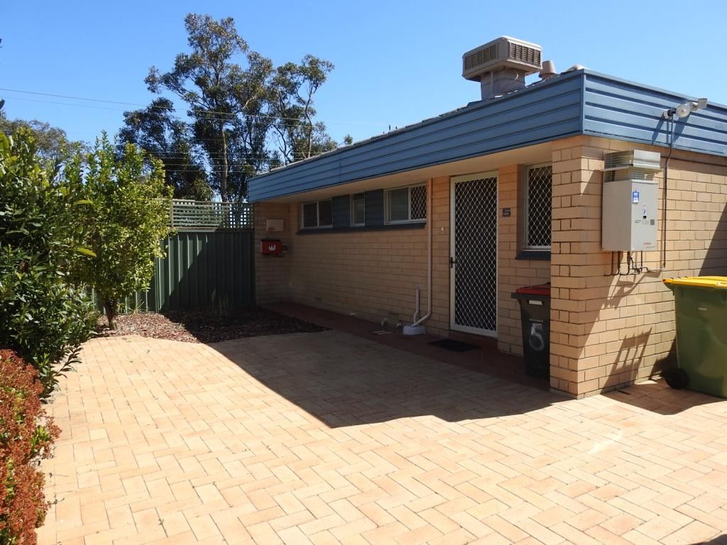 2 bedrooms Apartment / Unit / Flat in 5/6 Uldina Place PINJARRA WA, 6208