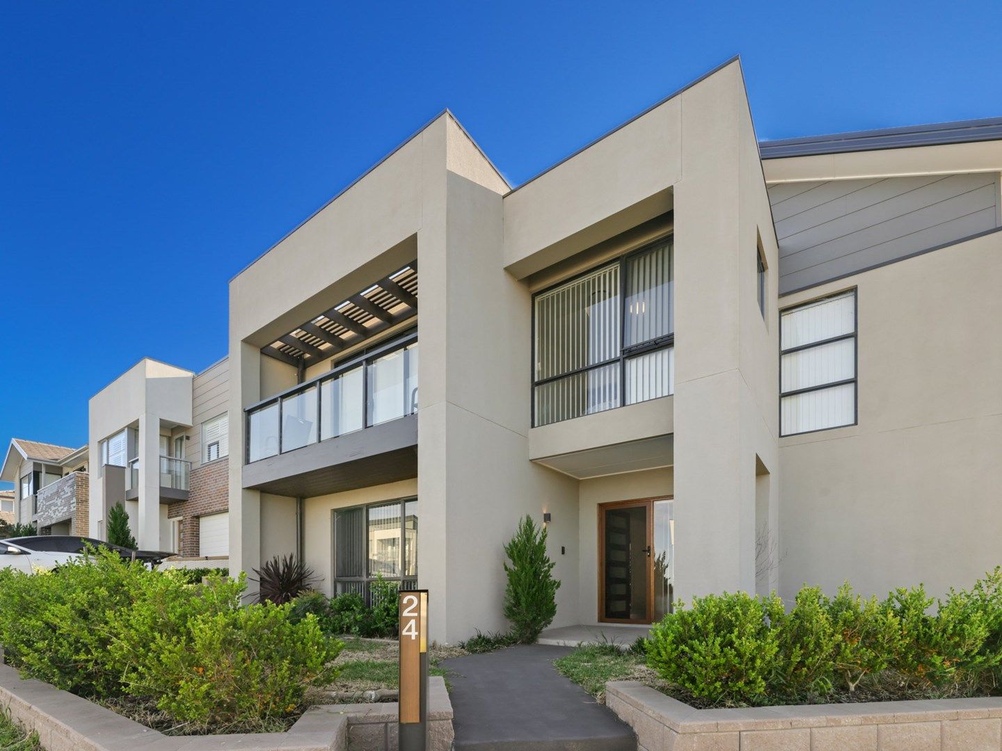 24 Greenview Drive, Moorebank Property History & Address Research