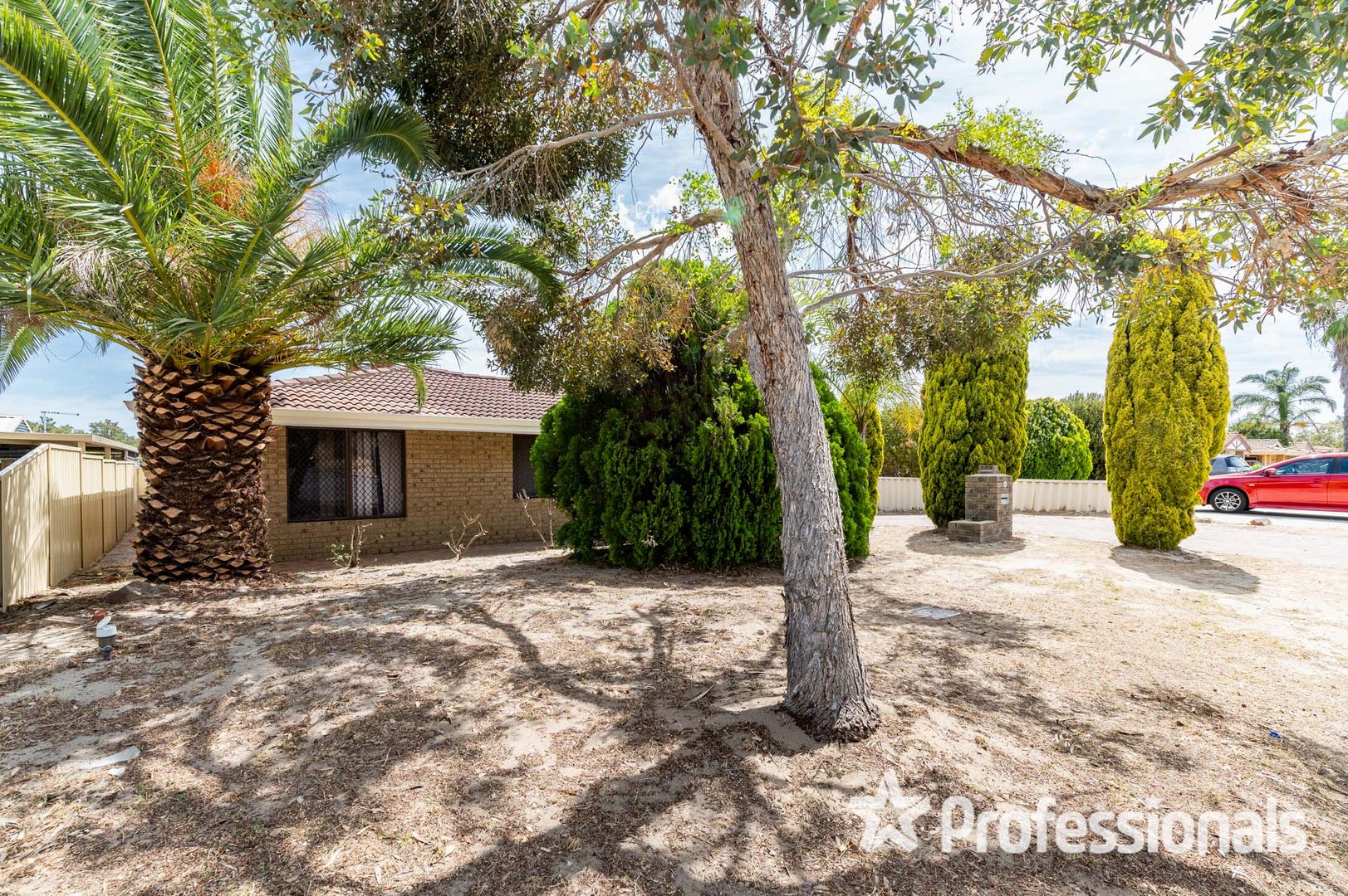 11 Lambourne Retreat, Mirrabooka WA 6061, Image 2