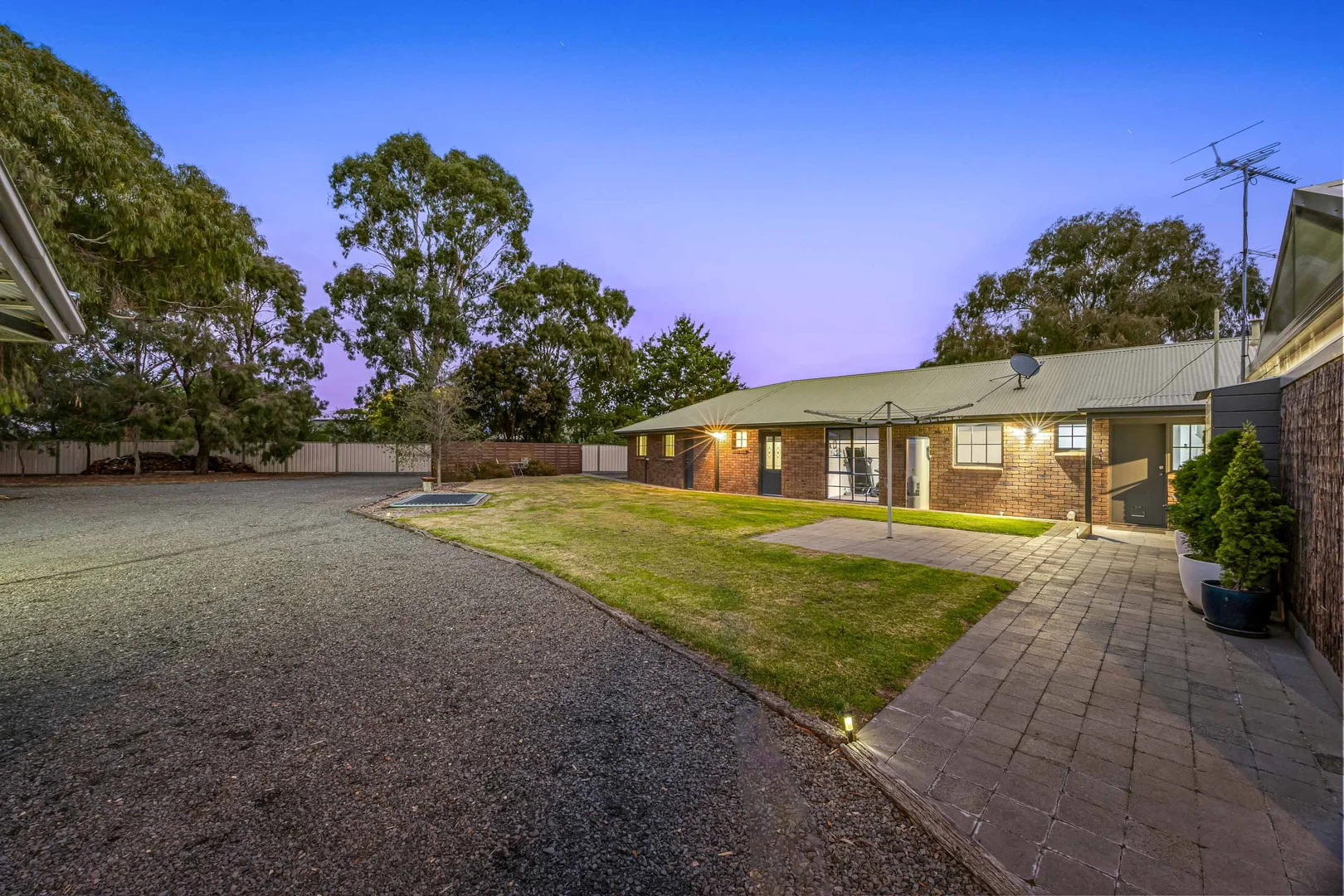 Additional image 26 of 8 Raglan Street, Miners Rest VIC 3352