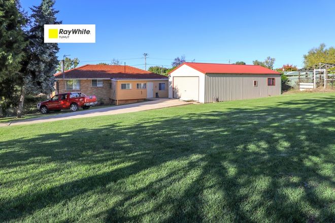 Picture of 27 Mayday Road, BATLOW NSW 2730