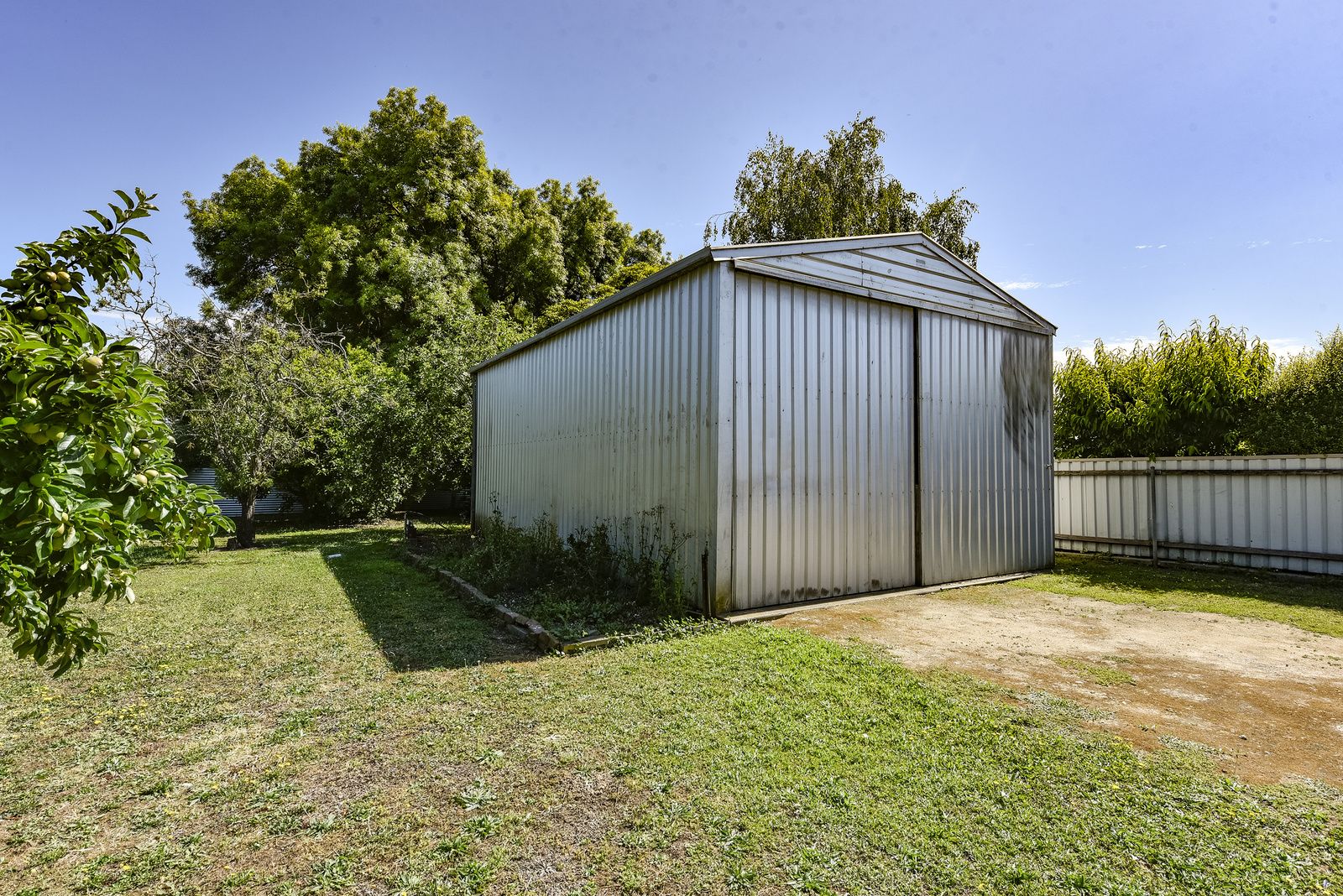 15 Julian Street West, Penola SA 5277, Image 0