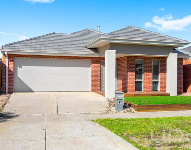 16 Pintail Street, Williams Landing VIC 3027