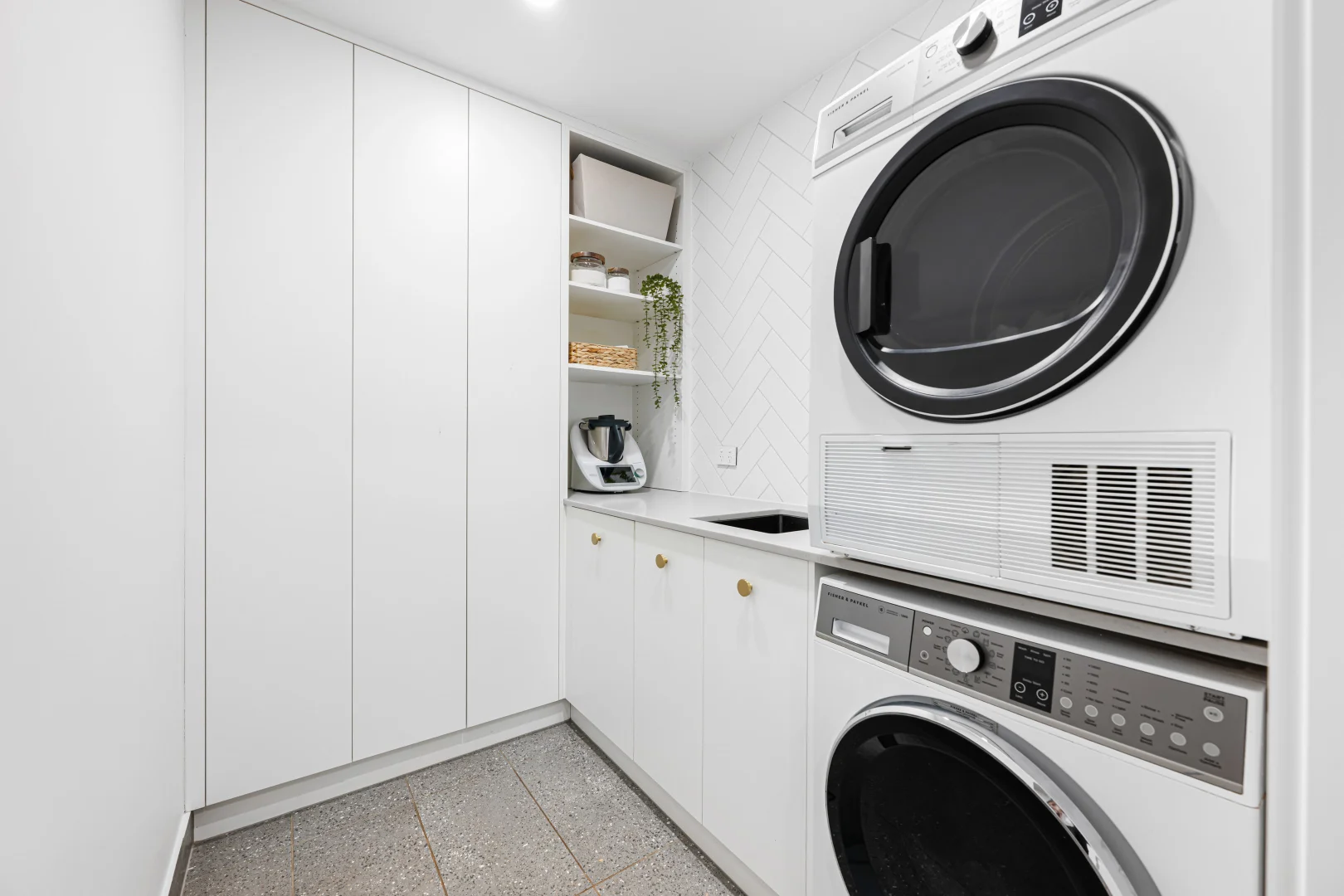 Additional image 18 of 21137 Sturt Highway, Paringa SA 5340