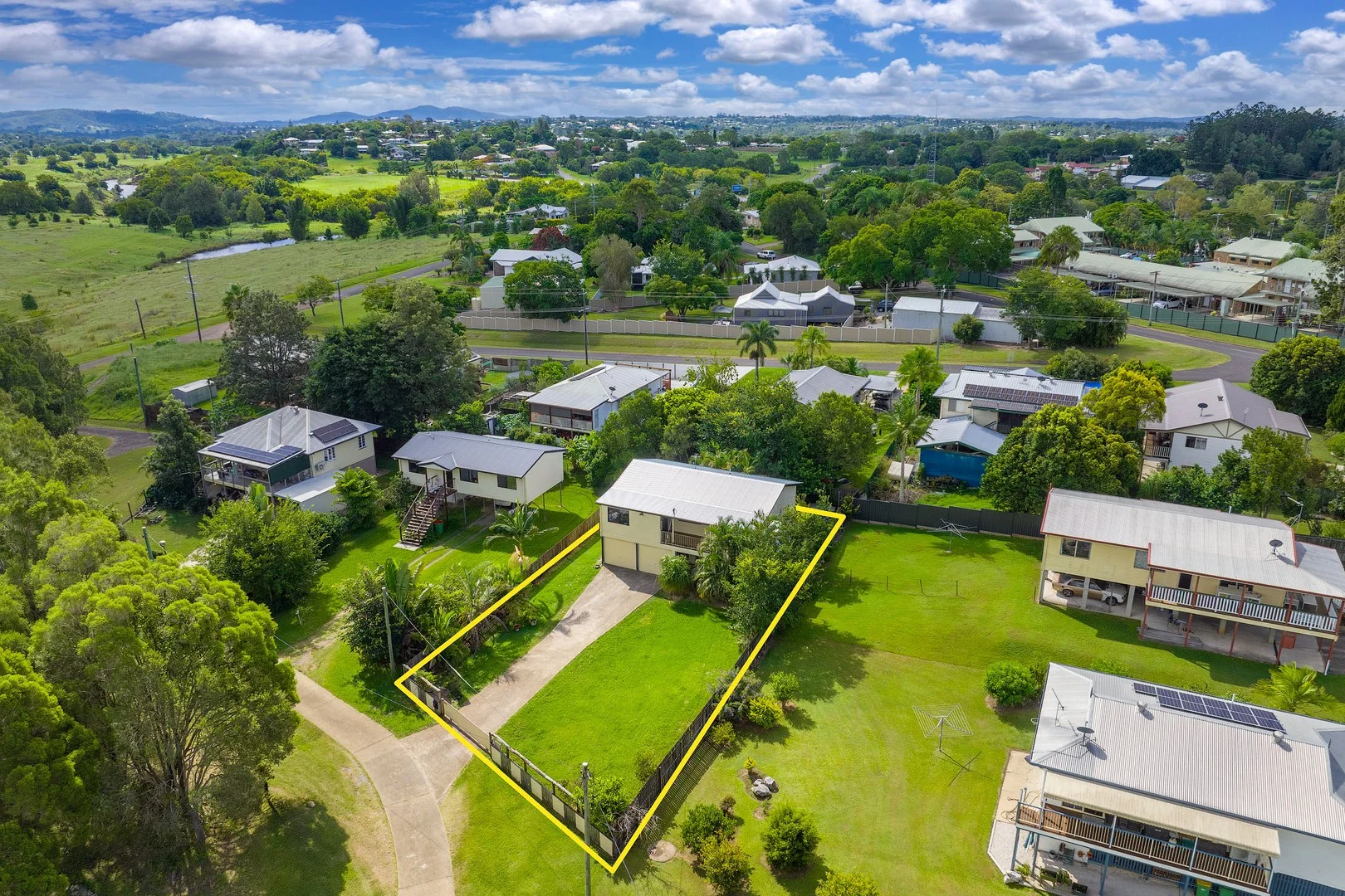 4 Simone Court, Monkland QLD 4570