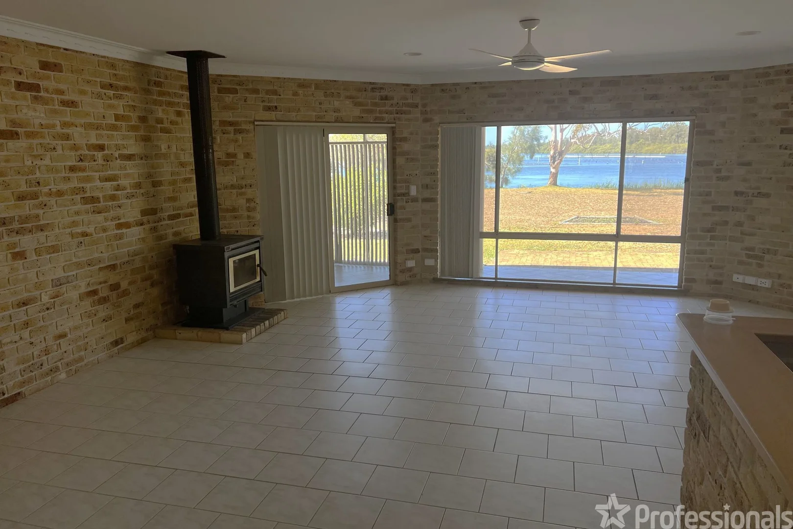 Additional image 3 of 90 Taree Street, Tuncurry NSW 2428