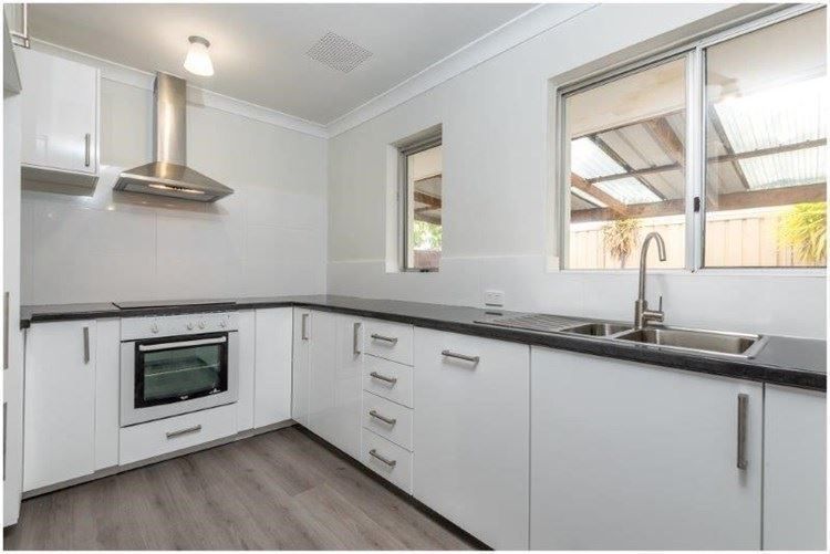 5 bedrooms House in 16 Tooting Street BECKENHAM WA, 6107