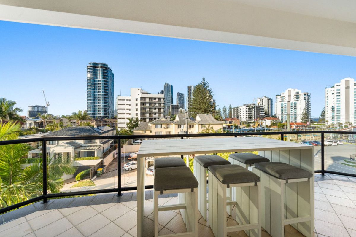 3 bedrooms Apartment / Unit / Flat in 1/160 Surf Parade BROADBEACH QLD, 4218