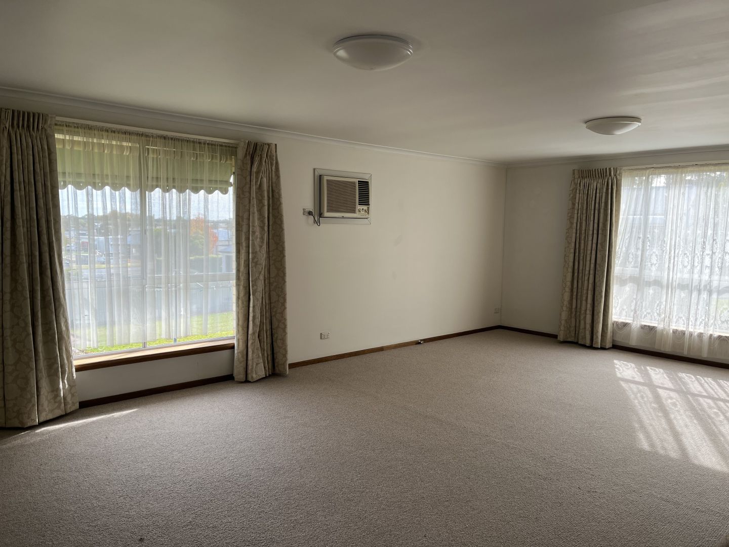 2 Caithness Avenue, Naracoorte SA 5271 House For Rent Domain