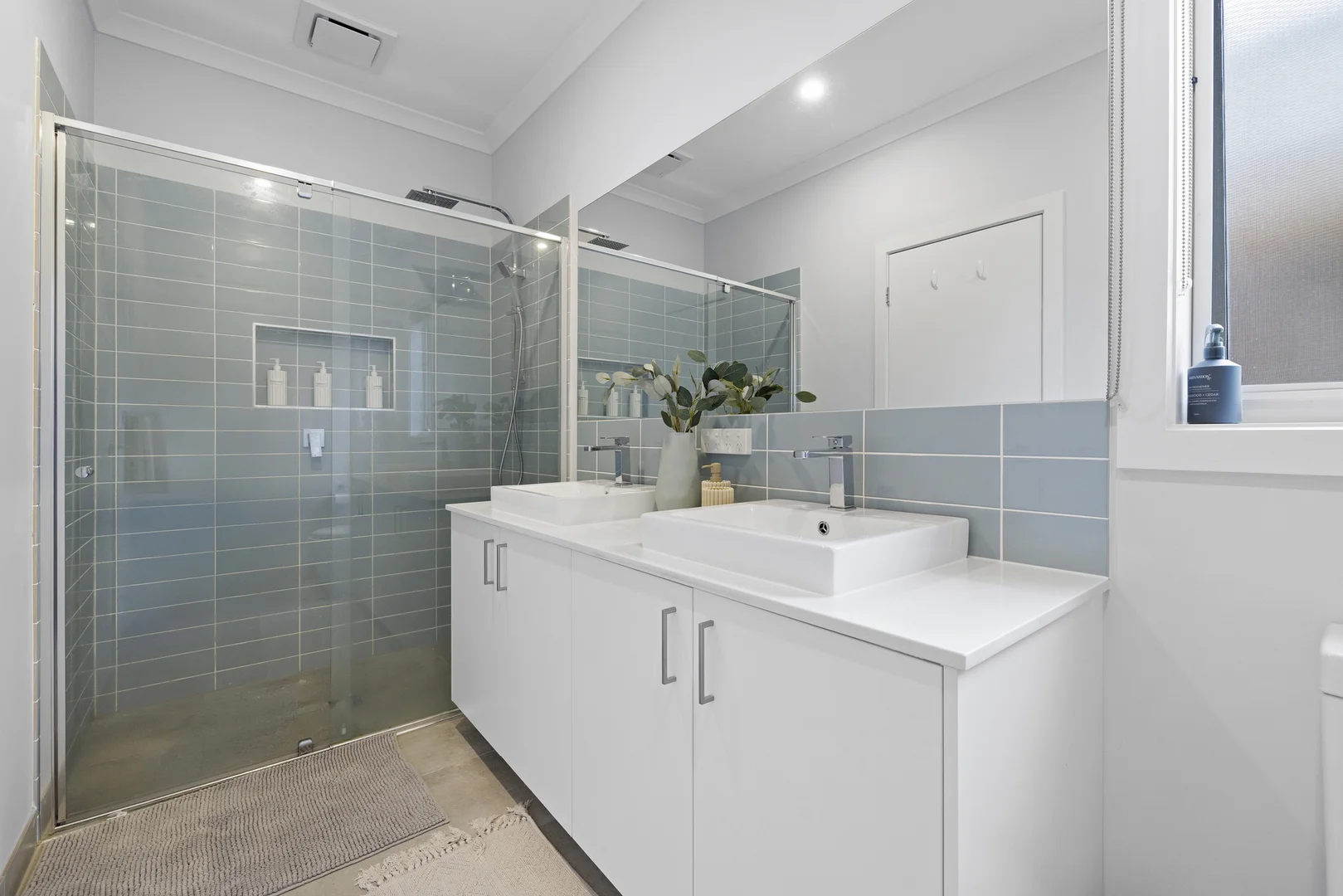 Additional image 11 of 15B Ti Tree Grove East, Parkdale VIC 3195