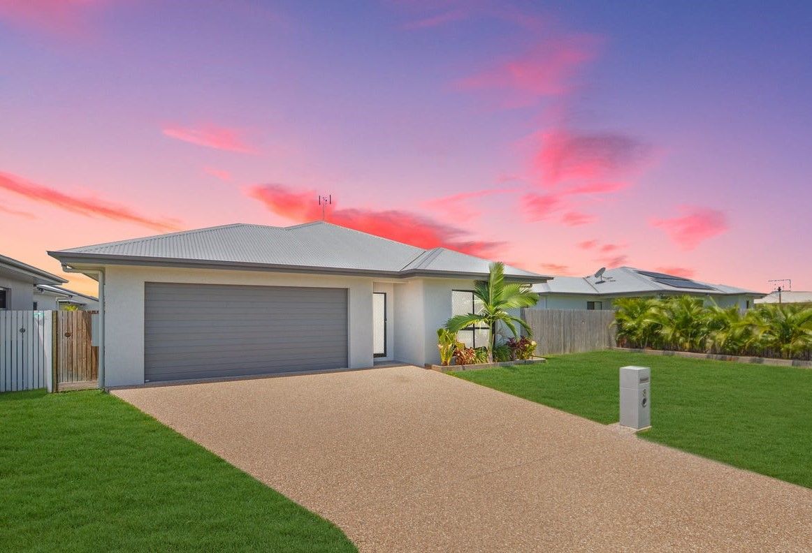 4 bedrooms House in 8 Henderson Street MOUNT LOW QLD, 4818