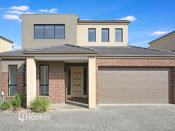 10/13 Viewgrand Boulevard, Epping VIC 3076