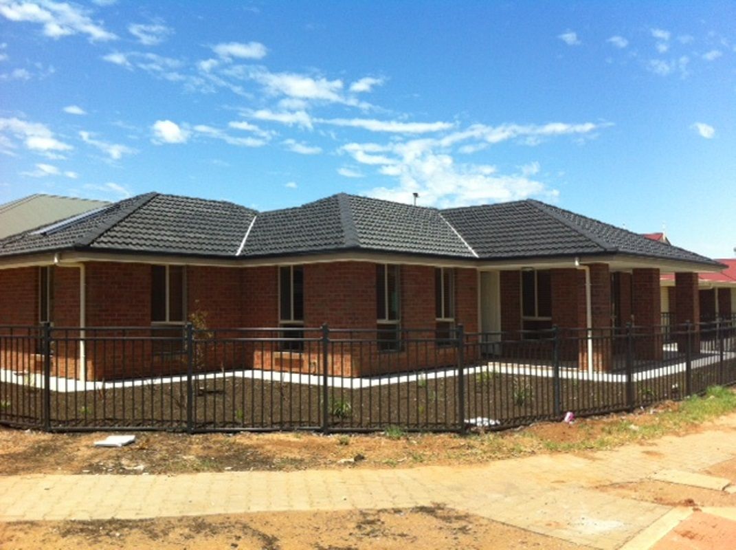 24 Featherstone Street, Smithfield Plains SA 5114 House For Rent