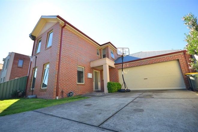 Picture of 24 Lake Gardens Avenue, LAKE GARDENS VIC 3355