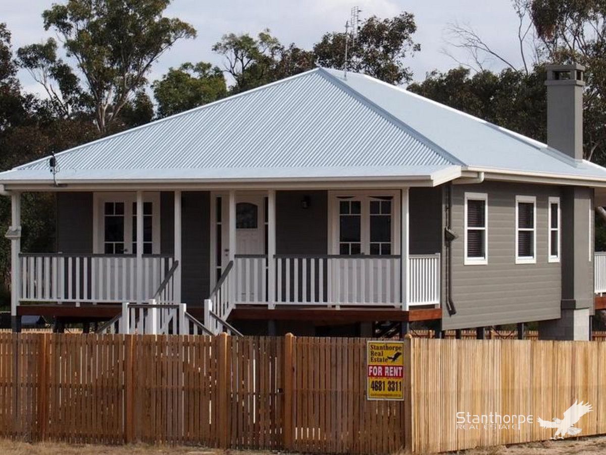 3 bedrooms House in 10 Glover Street GLEN APLIN QLD, 4381