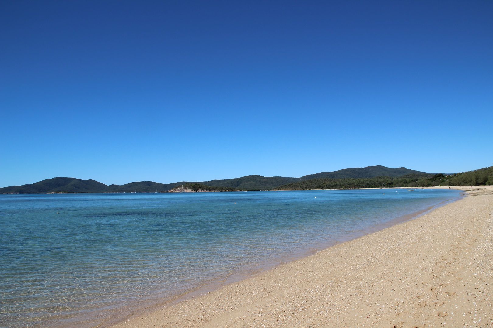 112 Gloucester Ave, Hideaway Bay QLD 4800, Image 2