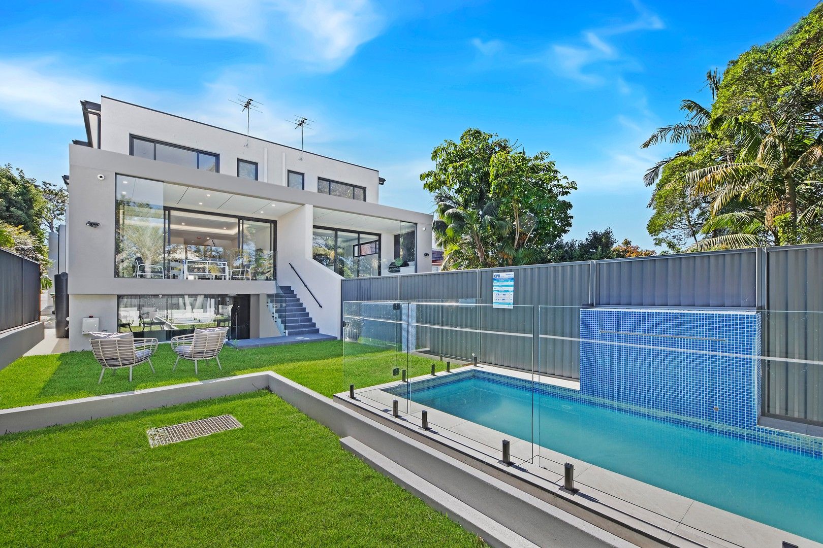 5 bedrooms Duplex in 45 Hatfield Street BLAKEHURST NSW, 2221