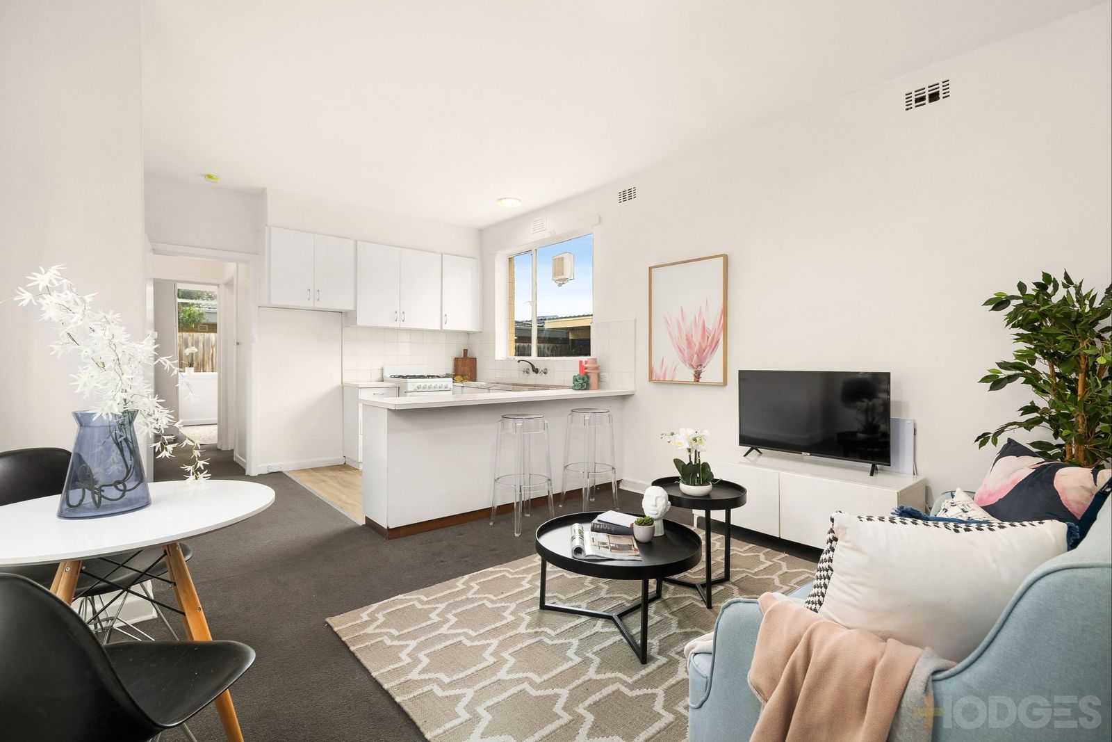 1 bedrooms Apartment / Unit / Flat in 11/30 Balaclava Road ST KILDA EAST VIC, 3183