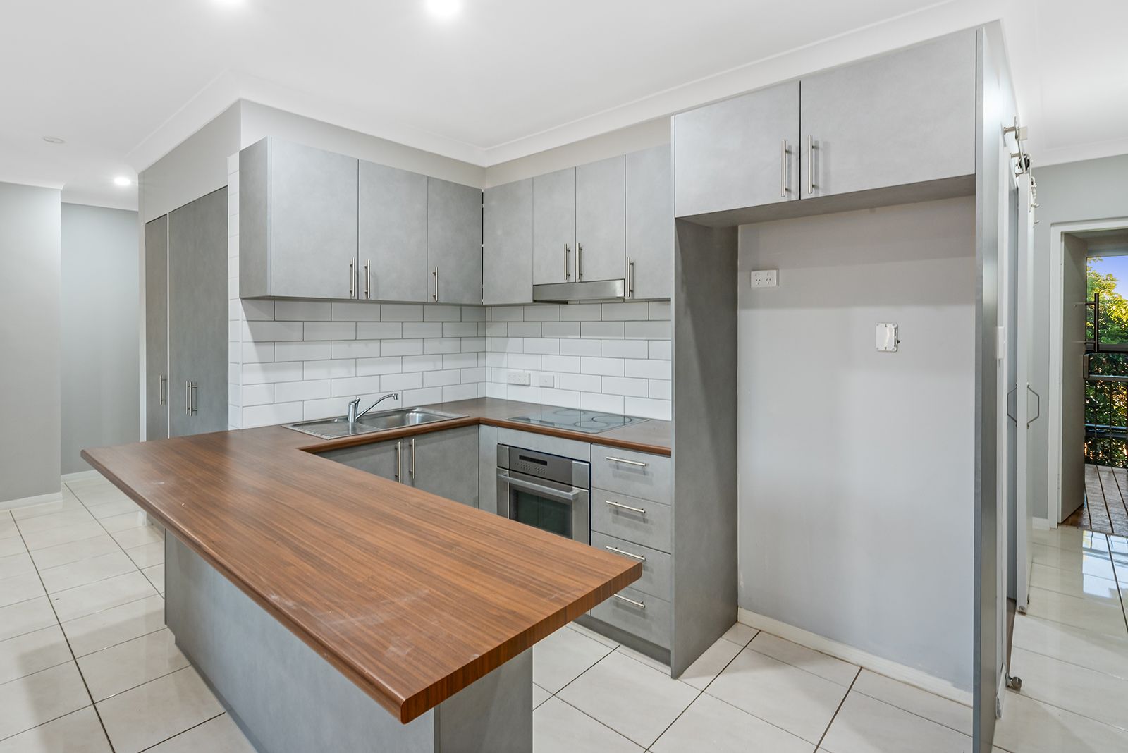 2 bedrooms Apartment / Unit / Flat in 6/21 Vine Street ASCOT QLD, 4007
