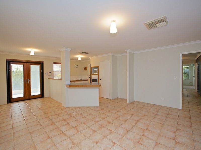 77 Weaponess Road, Scarborough WA 6019, Image 0