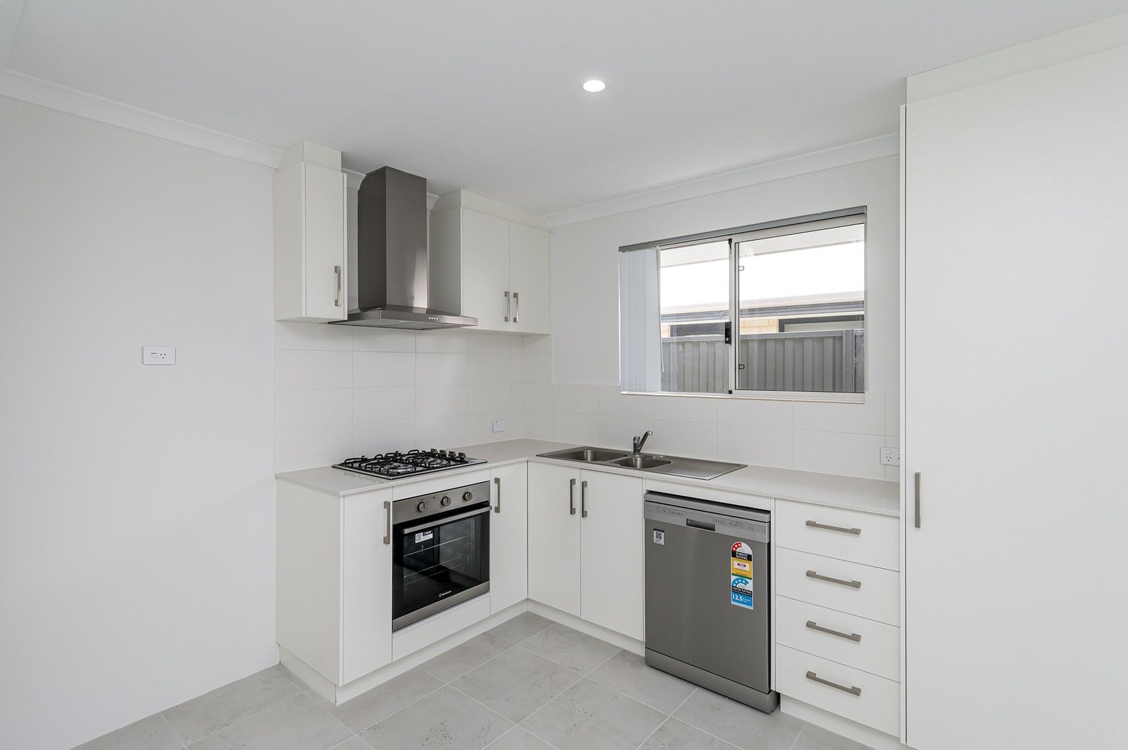 2 bedrooms House in 61a Aduro Street EGLINTON WA, 6034