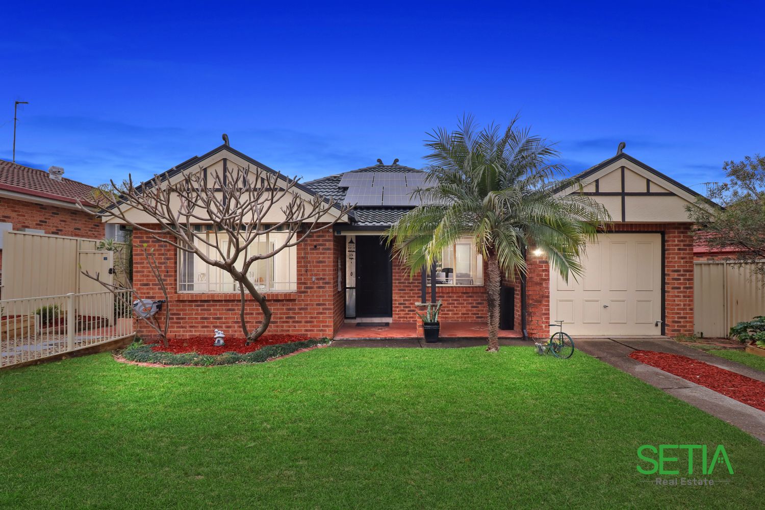 8 Ambrose Street, Glendenning NSW 2761 House For Rent 680 Domain