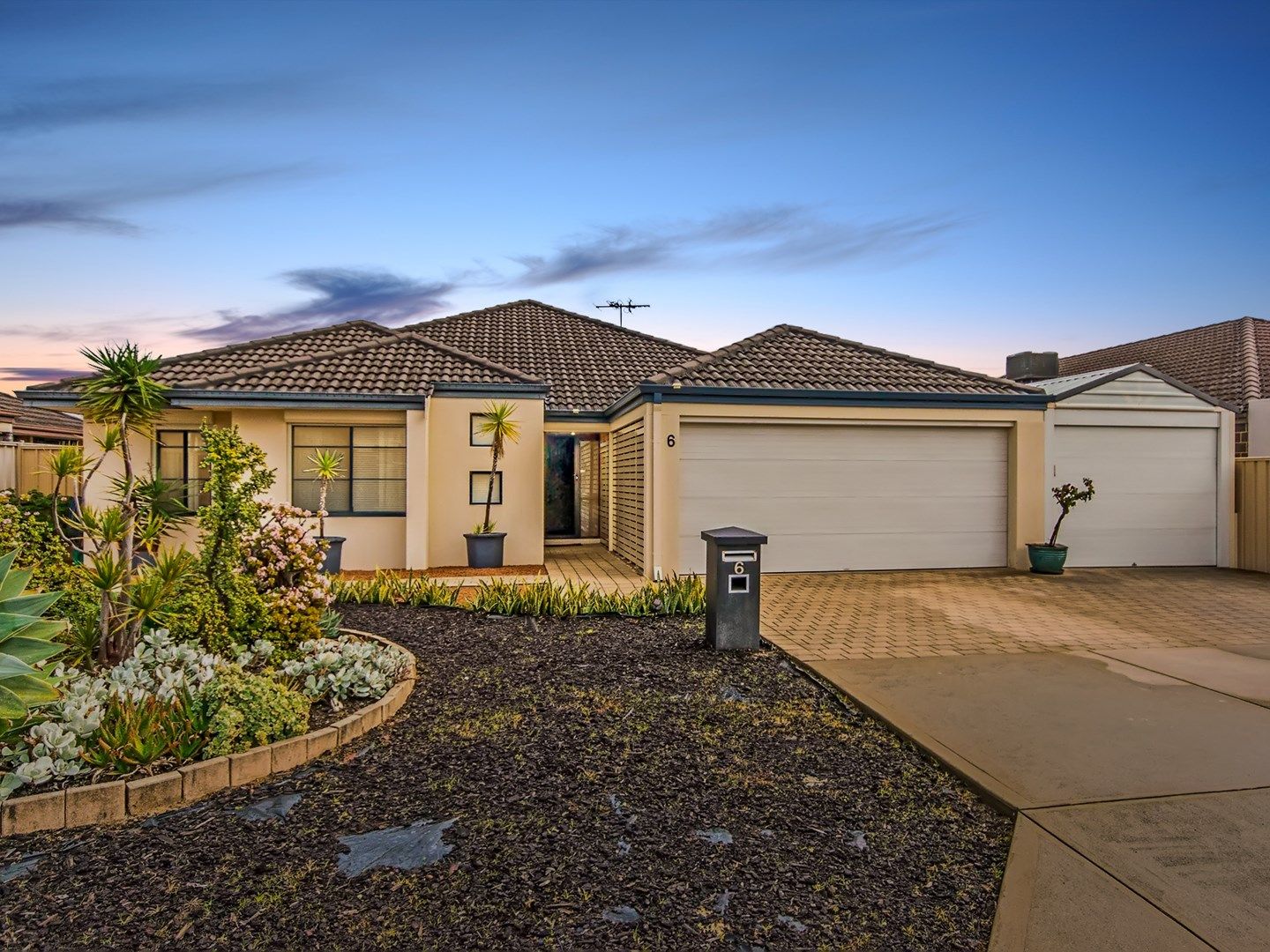 6 Lakewood Grove, Bertram WA 6167, Image 0