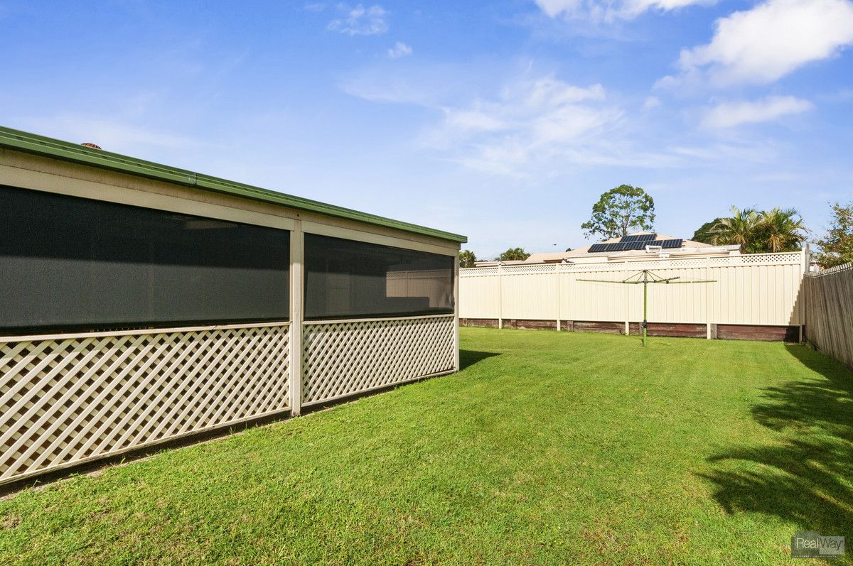 5 Helmsley Court, Yamanto QLD 4305, Image 2