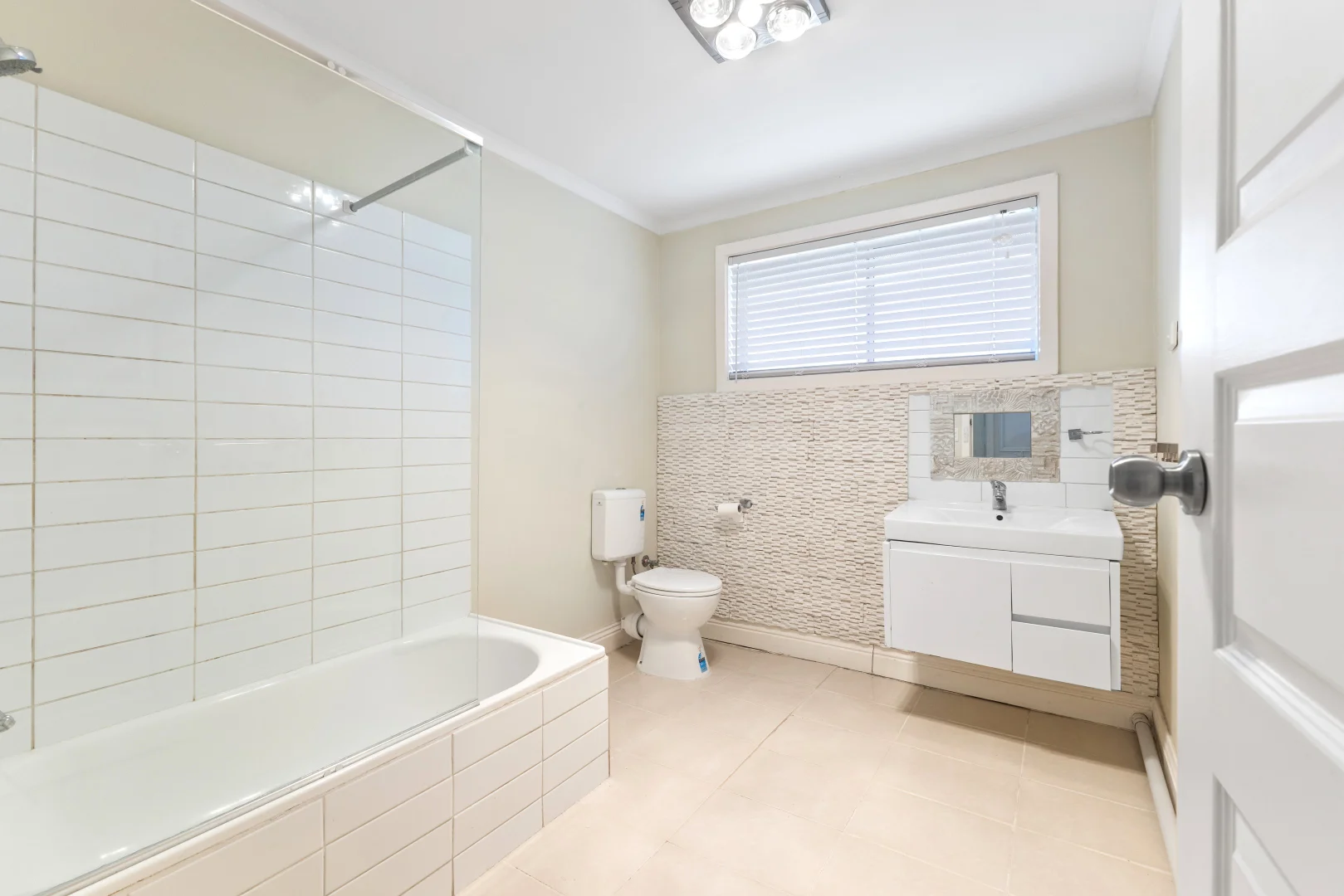 Additional image 6 of 3/12 Oakes Avenue, Clayton South VIC 3169