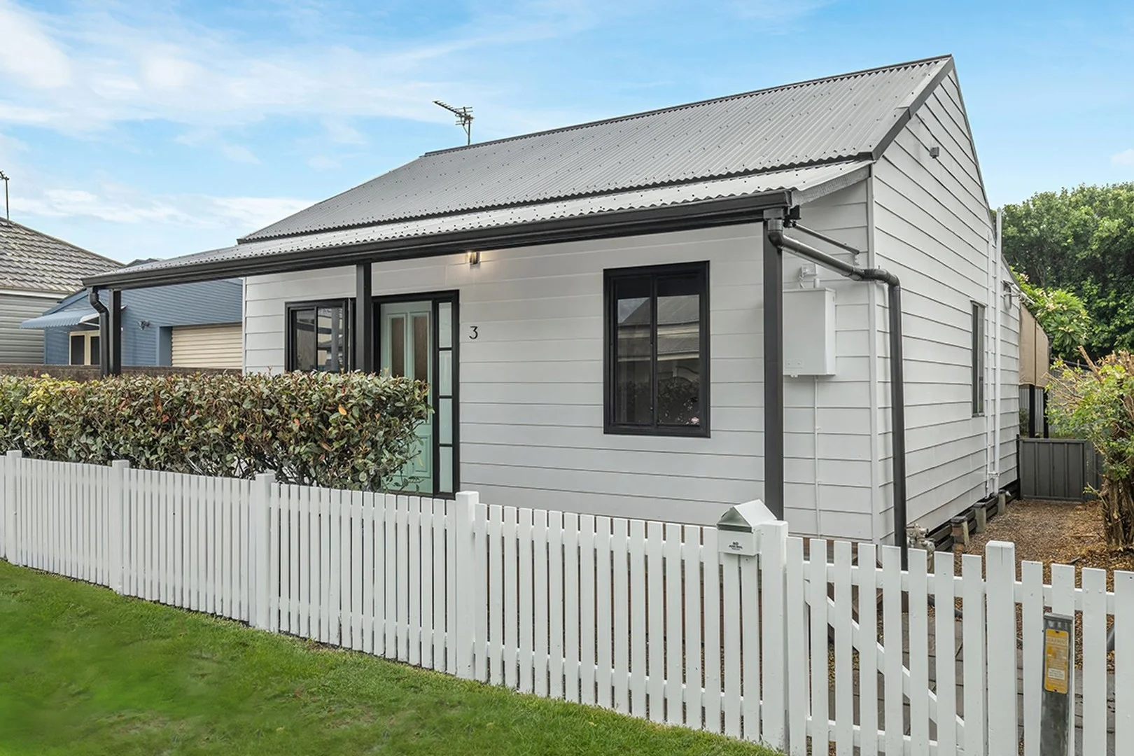 3 Lott St, Maryville NSW 2293