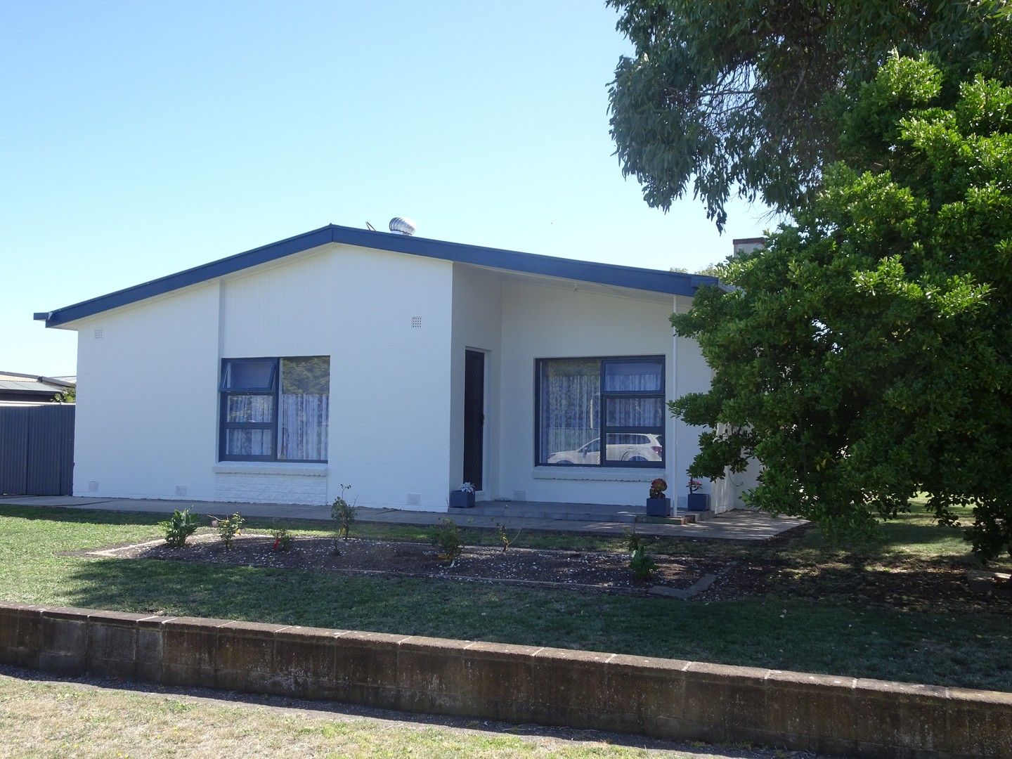 2 Alleyn Street, Millicent SA 5280, Image 0