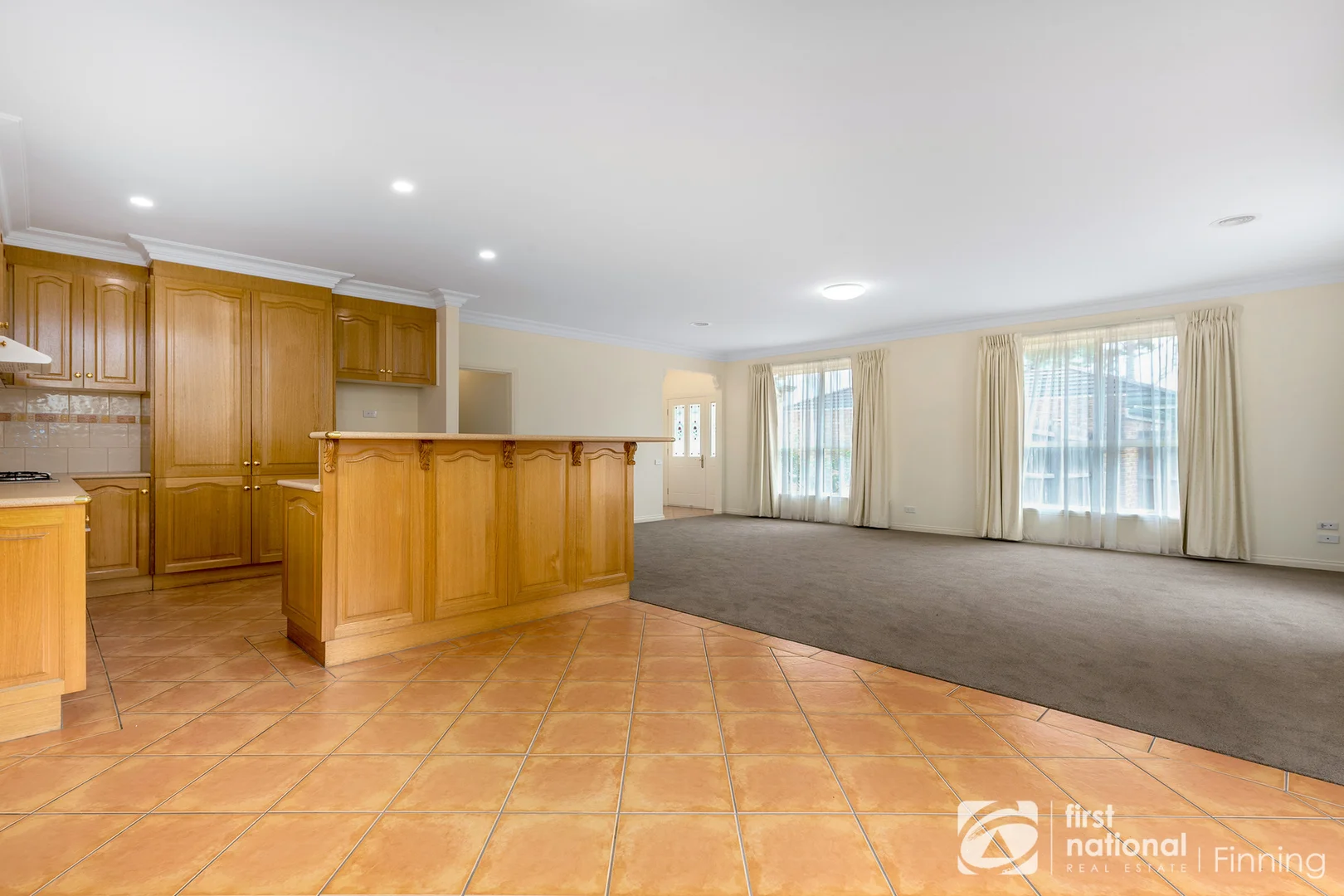 Additional image 8 of 2/6 Lawson Close, Cranbourne VIC 3977