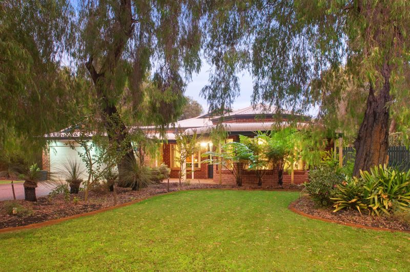13 Country Road, Bovell WA 6280