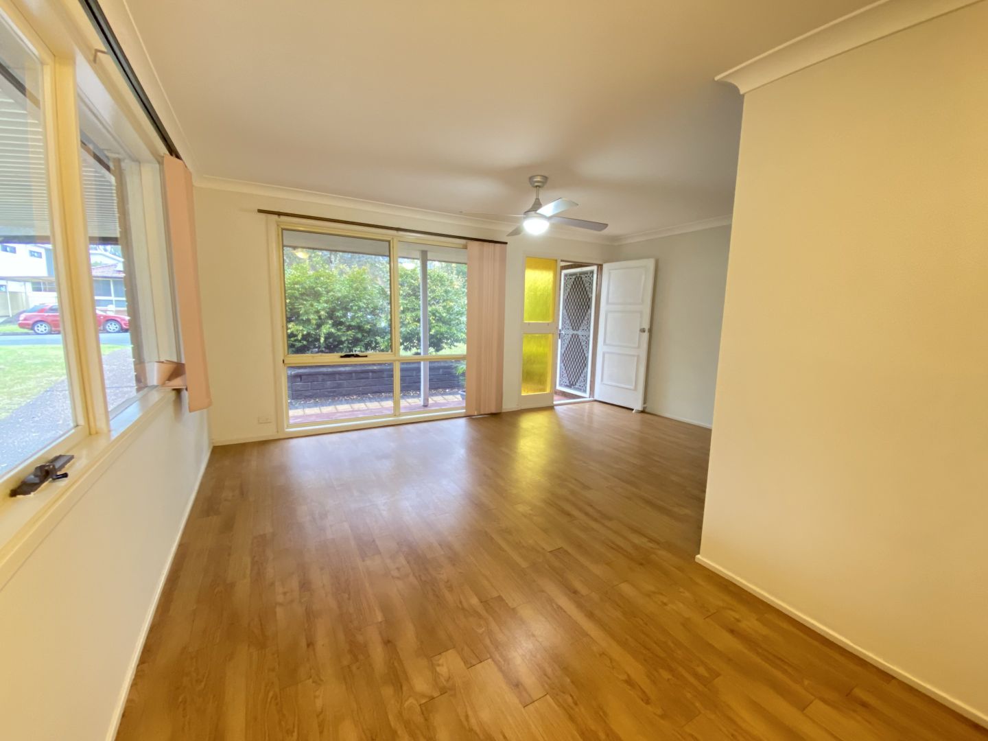 11 Fraser Crescent, Albion Park NSW 2527 House For Rent 580 Domain