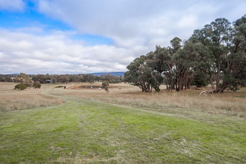 11, 318 Tooborac Road, Lancefield VIC 3435, Image 1