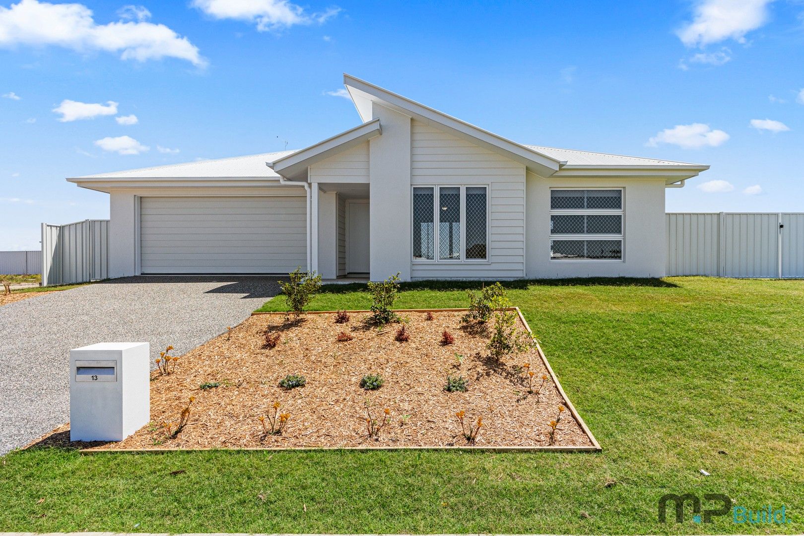 4 bedrooms House in 13 Katherine Way NIKENBAH QLD, 4655