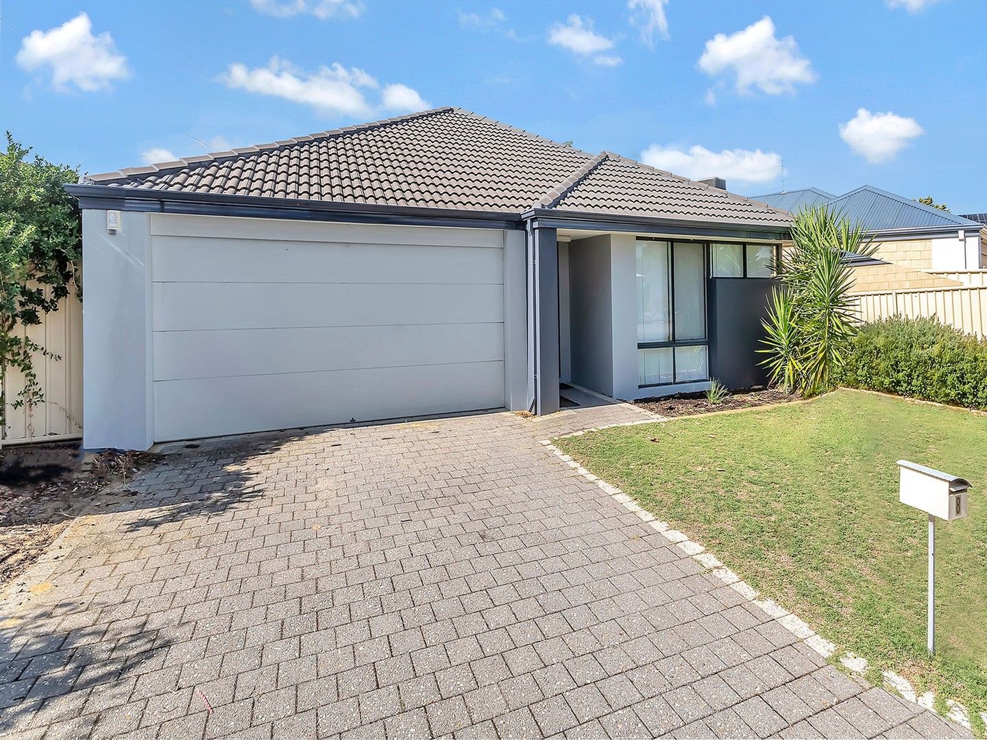 8 Gilba Place, Maida Vale WA 6057, Image 0