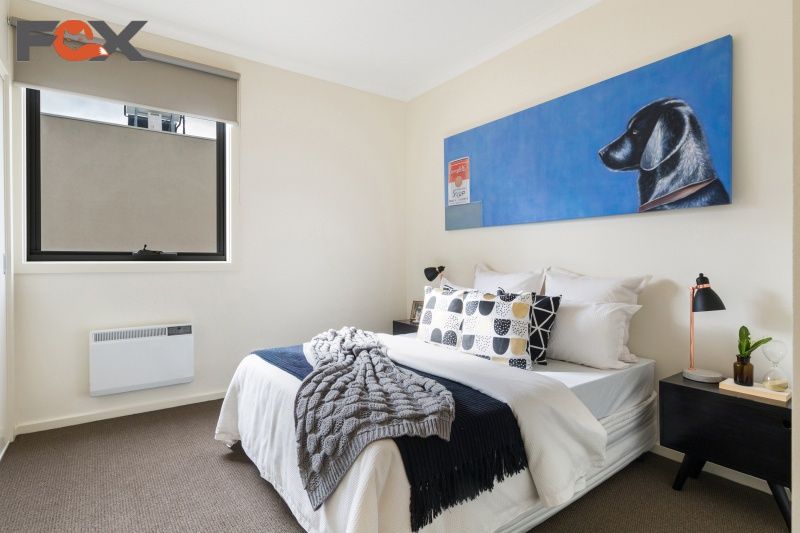 305/5 Wardens Walk, Coburg VIC 3058, Image 2