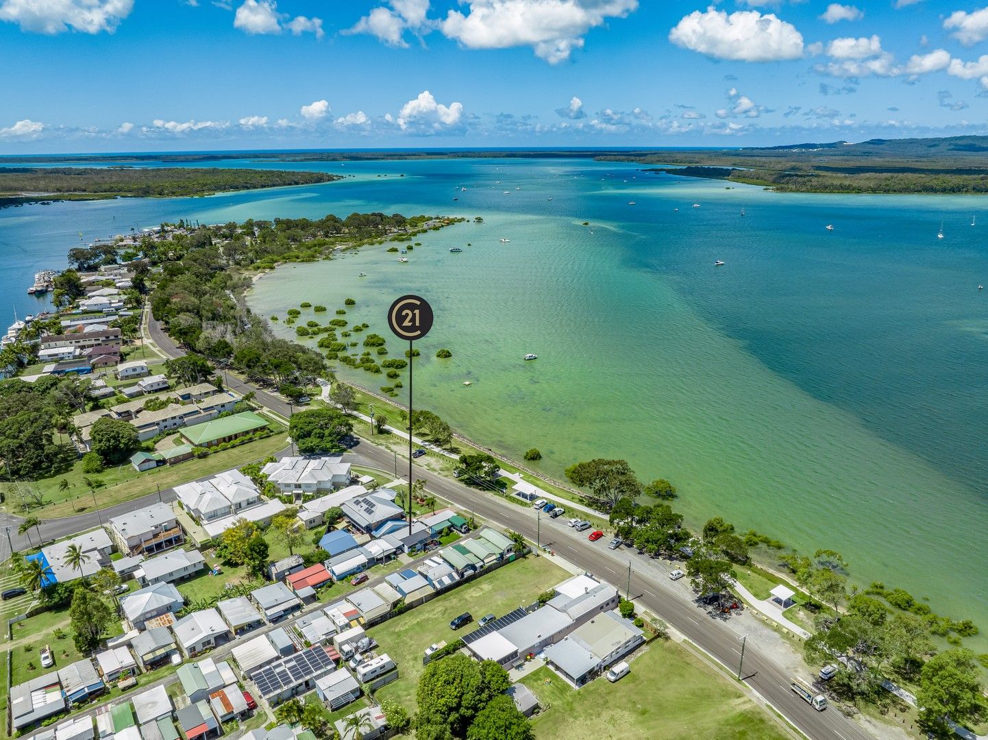 2/32 Esplanade, Tin Can Bay QLD 4580, Image 0