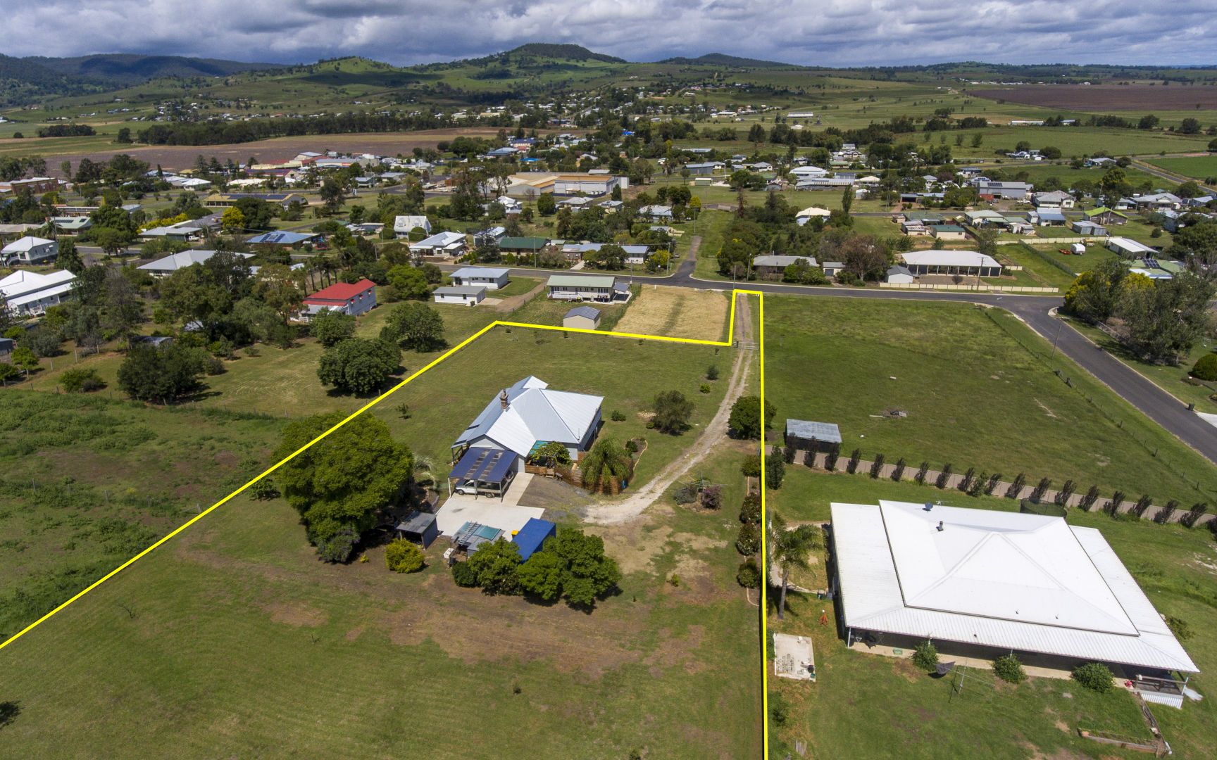 41 Anemone St, Killarney QLD 4373, Image 2