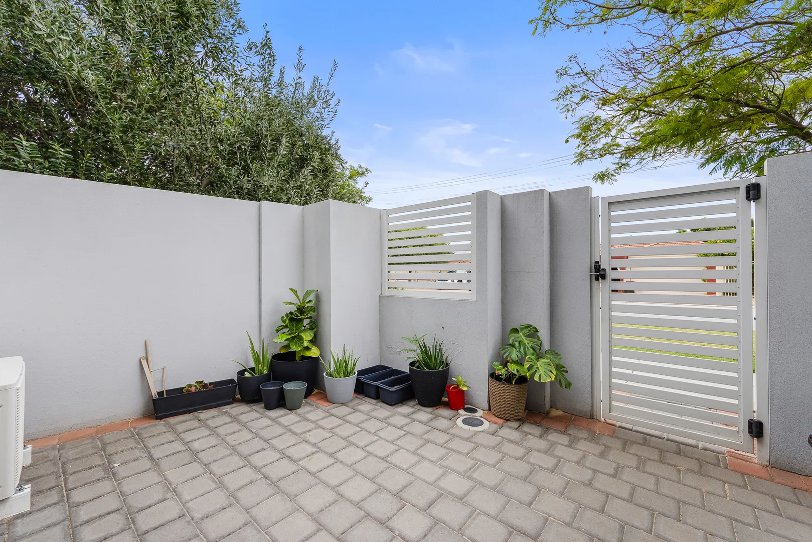 Additional image 11 of 4/31 Firby Street, Cloverdale WA 6105