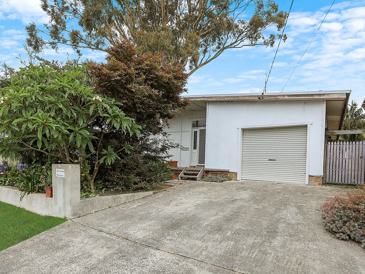 69 Campbell Parade, Mannering Park NSW 2259, Image 1