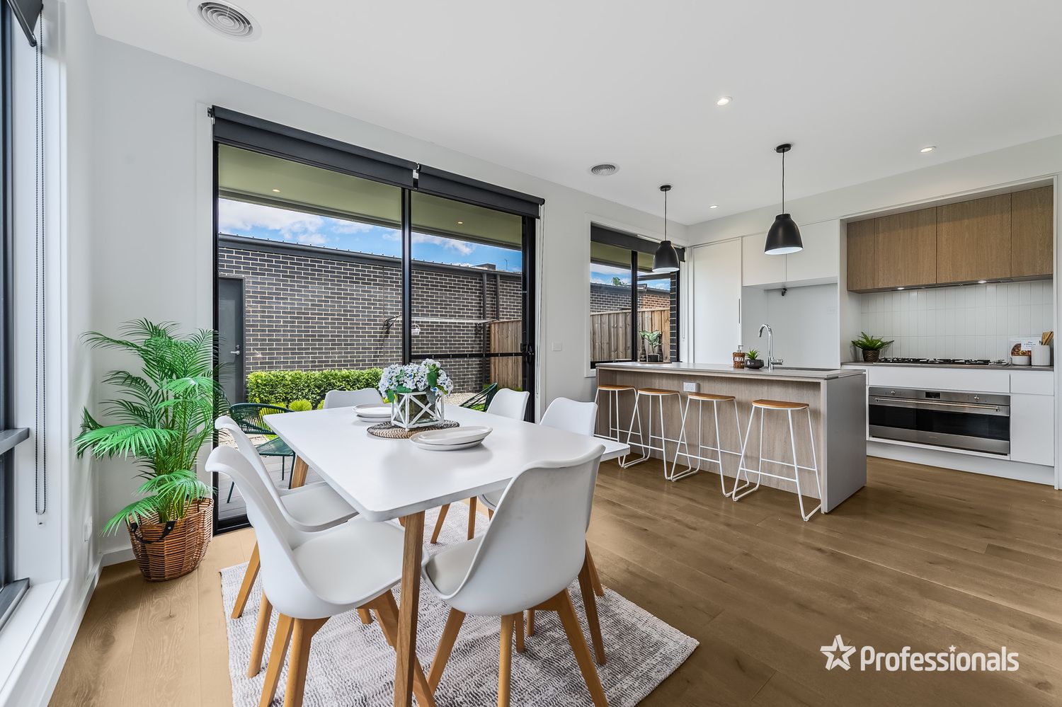 72 Wireless Drive, Aintree VIC 3336, Image 2