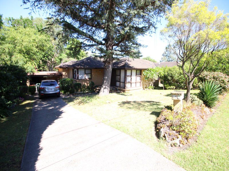 3 bedrooms House in 16 Coolibah Street CASTLE HILL NSW, 2154