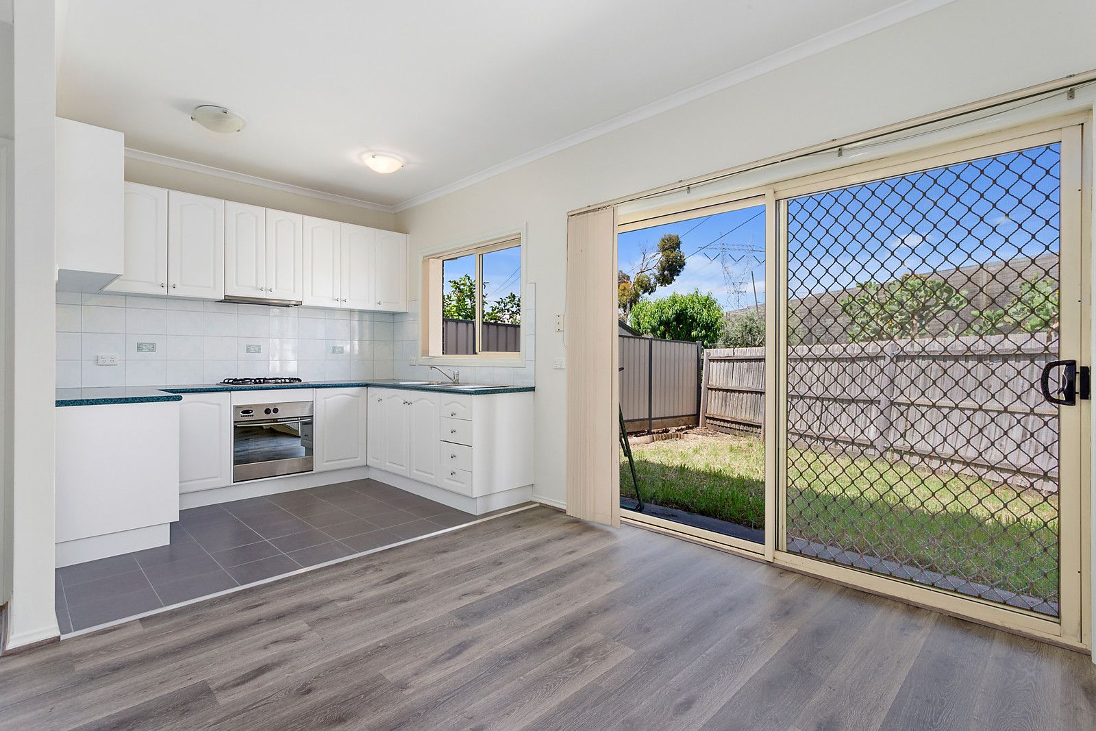 5/8 Swan Street, Keilor Park VIC 3042, Image 1