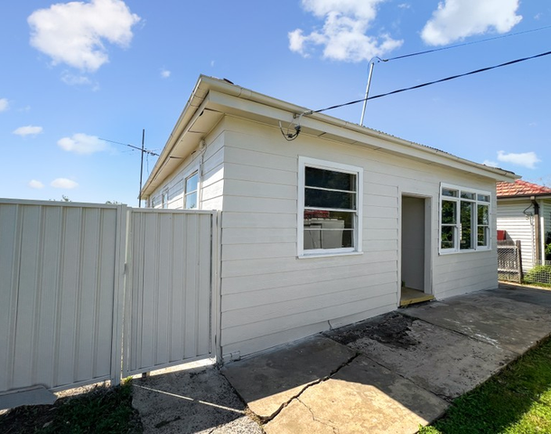 21 Donnelly Street, Guildford NSW 2161