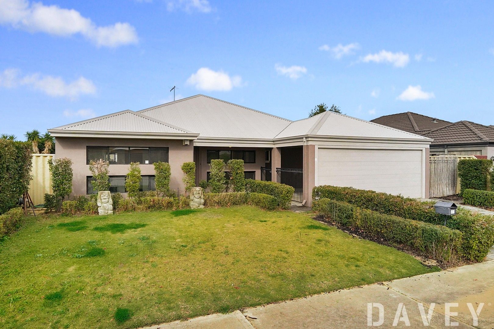 4 bedrooms House in 47 Vanderlin Crescent RIDGEWOOD WA, 6030