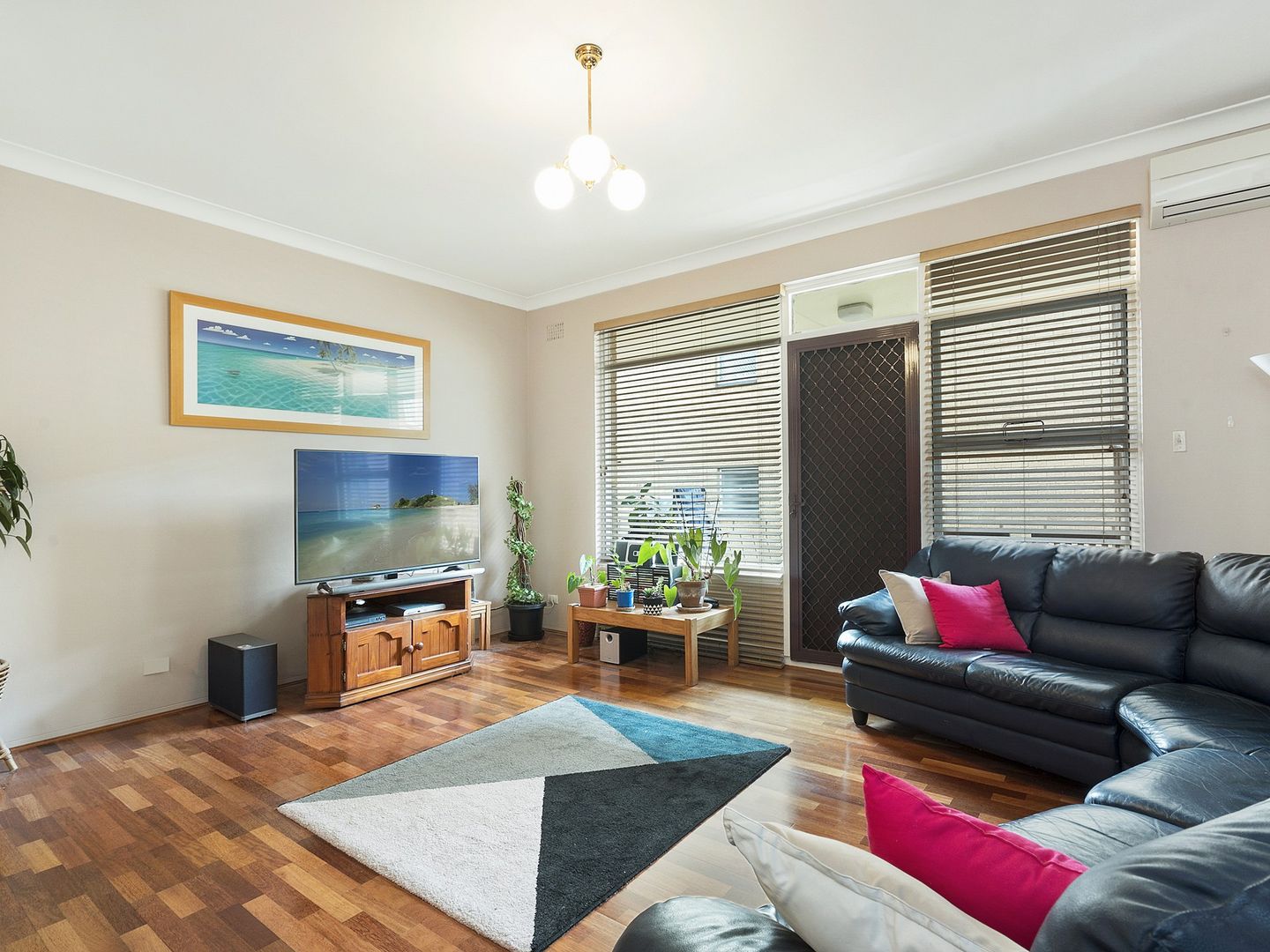 6/30 Clarence Avenue, Dee Why NSW 2099, Image 2