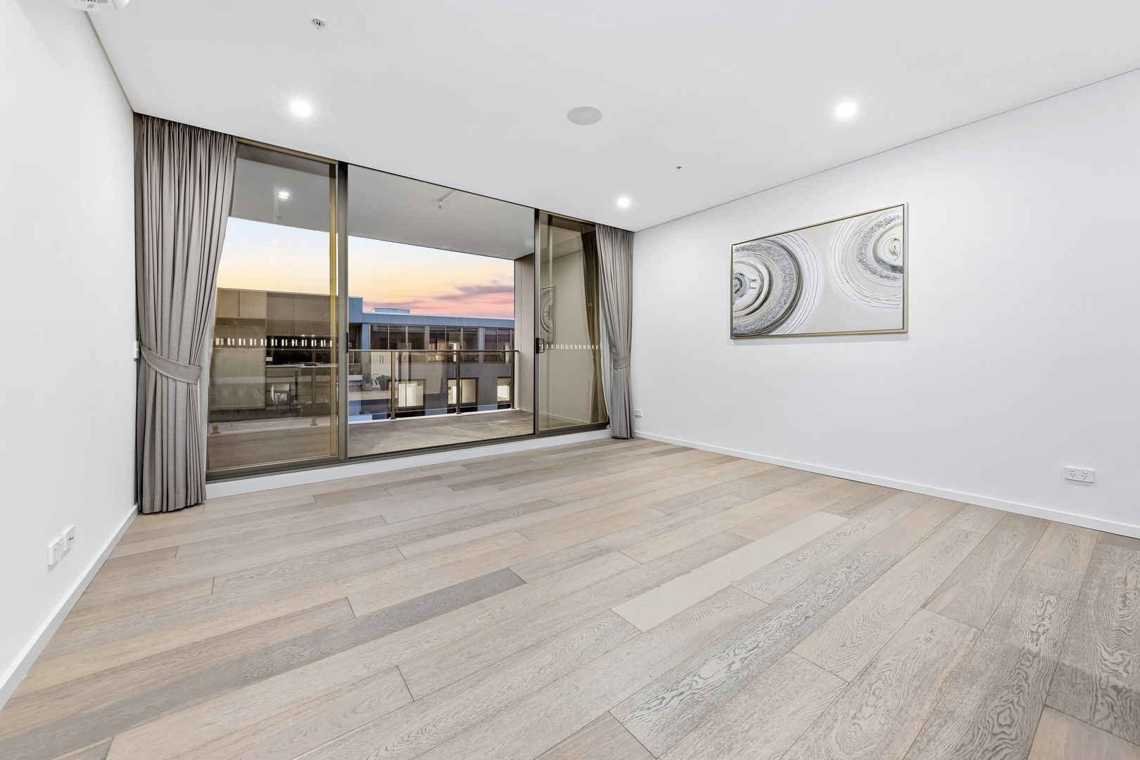 1 bedrooms Apartment / Unit / Flat in 15072/17 Amalfi Drive WENTWORTH POINT NSW, 2127